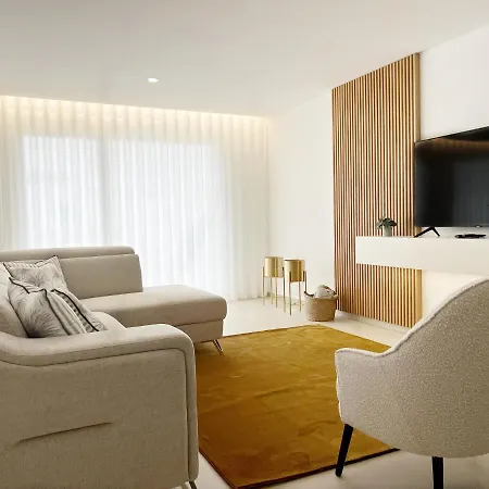 בית נופש Aurora *